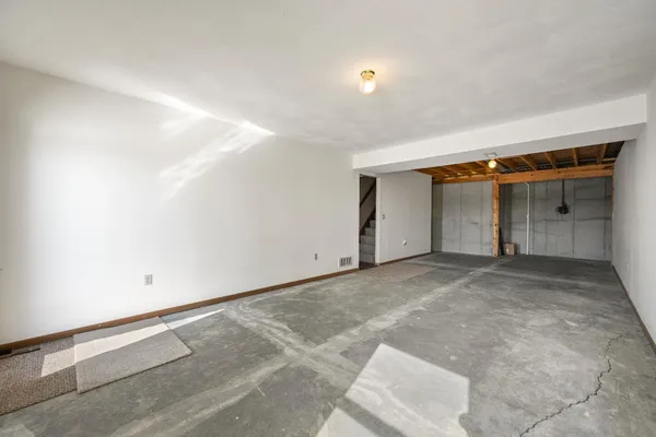 $240,000 | 991 Marcia Court, Lawrenceburg, IN 47025