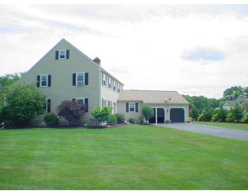 1 Stoneybrook Road Grafton, MA 01536 - Photo 26 of 30 a front view of a house with a garden