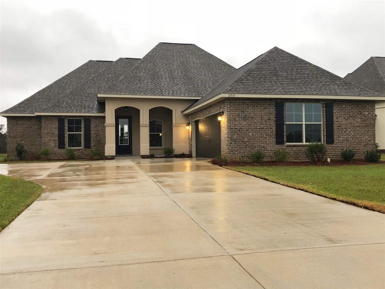 11513 Alabaster Drive Daphne, AL 36526 - Photo 1 of 3