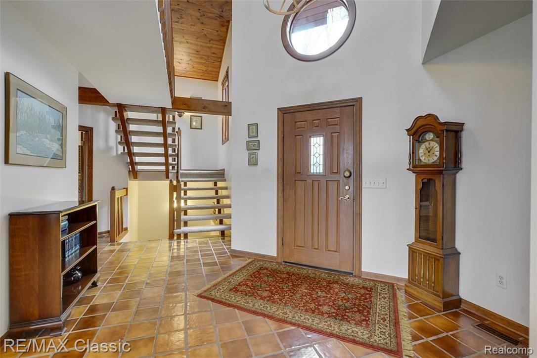 3371 Merrow Lane Howell, MI 48843 - Photo 6 of 51 dsc07849-dsc07851.jpg