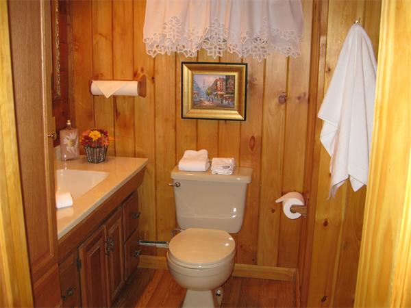 9 Cabot Road Danvers, MA 01923 - Photo 13 of 17 Gallery Image 13
