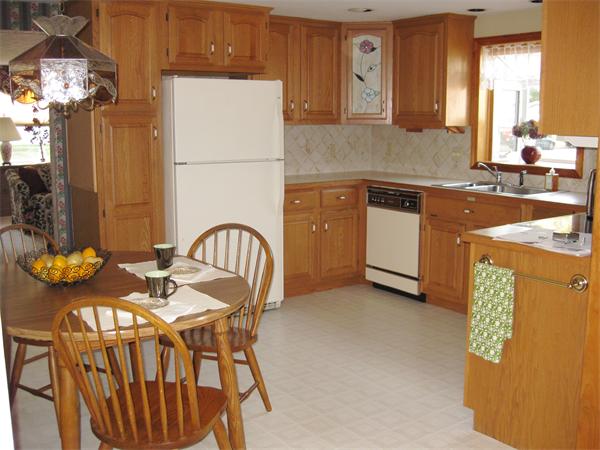 9 Cabot Road Danvers, MA 01923 - Photo 4 of 17 Gallery Image 4