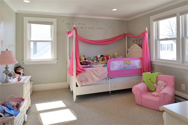 12 Riverbank Road Salem, MA 01970 - Photo 17 of 24 Gallery Image 17
