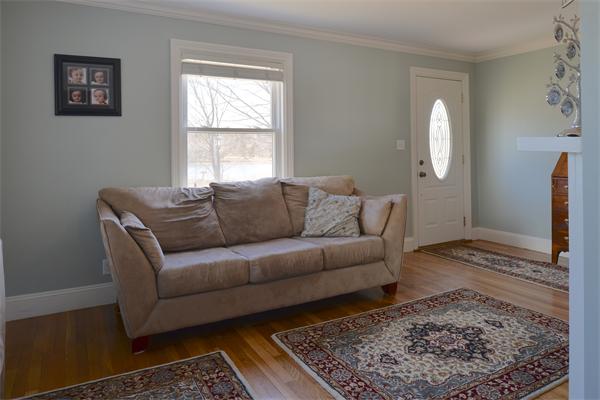 12 Riverbank Road Salem, MA 01970 - Photo 5 of 24 Gallery Image 5