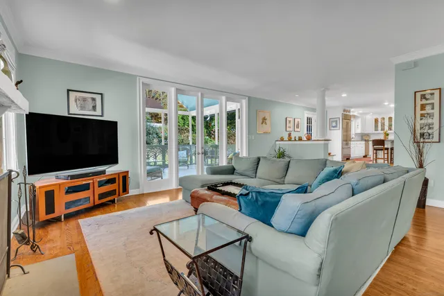 $1,100,000 | 214 Nortontown Road, Guilford, CT 06437