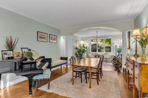 a view of a livingroom and dining room