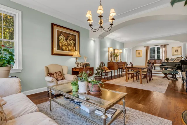 $1,100,000 | 214 Nortontown Road, Guilford, CT 06437