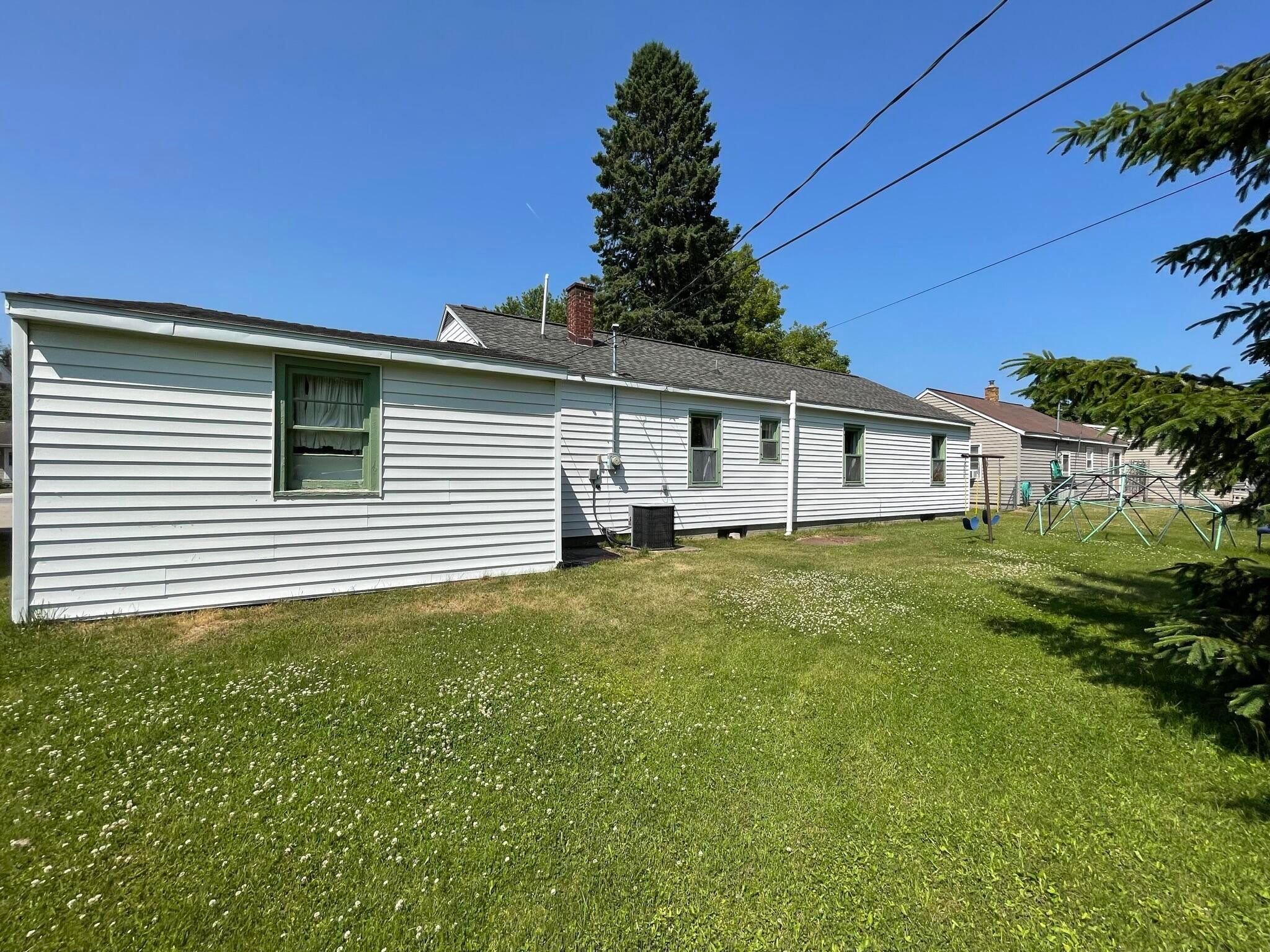 1115 Pine Road Alpena, MI 49707 - Photo 2 of 25 Gallery Image 2