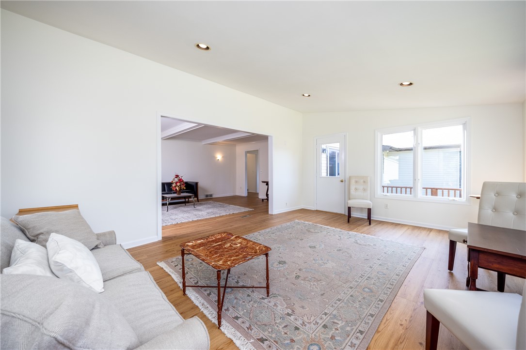 460 Stone Road Pittsford, NY 14534 - Photo 13 of 46