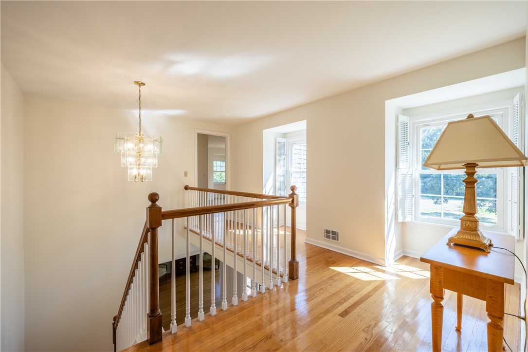 460 Stone Road Pittsford, NY 14534 - Photo 23 of 46