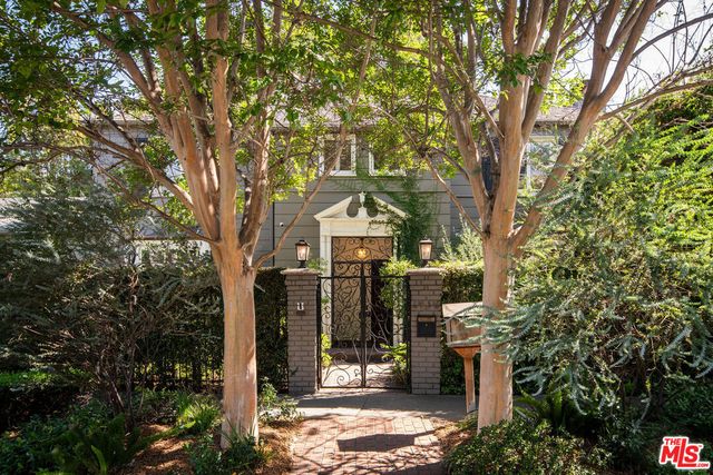 $2,999,000 | 4916 Finley Avenue, Los Angeles, CA 90027