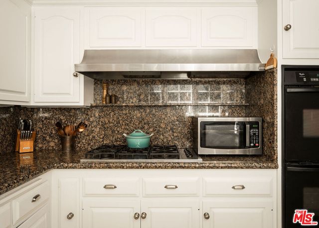 $2,999,000 | 4916 Finley Avenue, Los Angeles, CA 90027