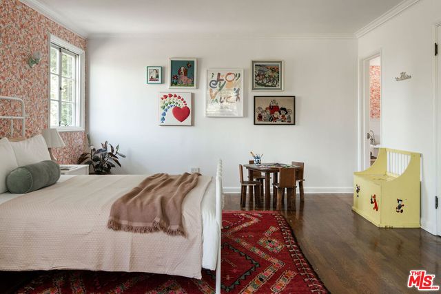 $2,999,000 | 4916 Finley Avenue, Los Angeles, CA 90027