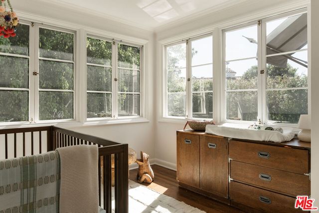 $2,999,000 | 4916 Finley Avenue, Los Angeles, CA 90027