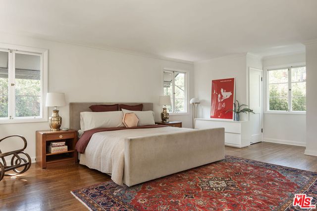 $2,999,000 | 4916 Finley Avenue, Los Angeles, CA 90027