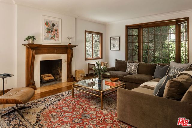 $2,999,000 | 4916 Finley Avenue, Los Angeles, CA 90027