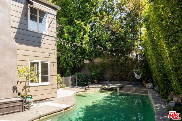 $2,999,000 | 4916 Finley Avenue, Los Angeles, CA 90027