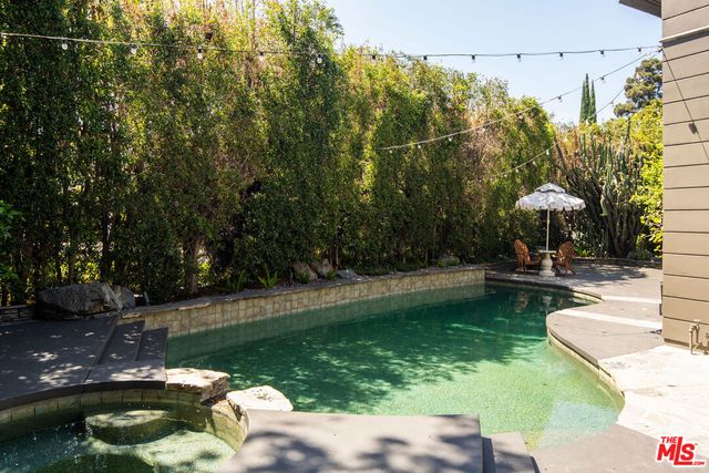 $2,999,000 | 4916 Finley Avenue, Los Angeles, CA 90027