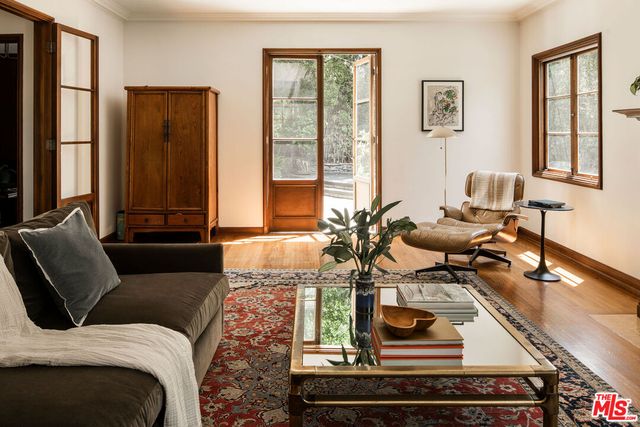 $2,999,000 | 4916 Finley Avenue, Los Angeles, CA 90027