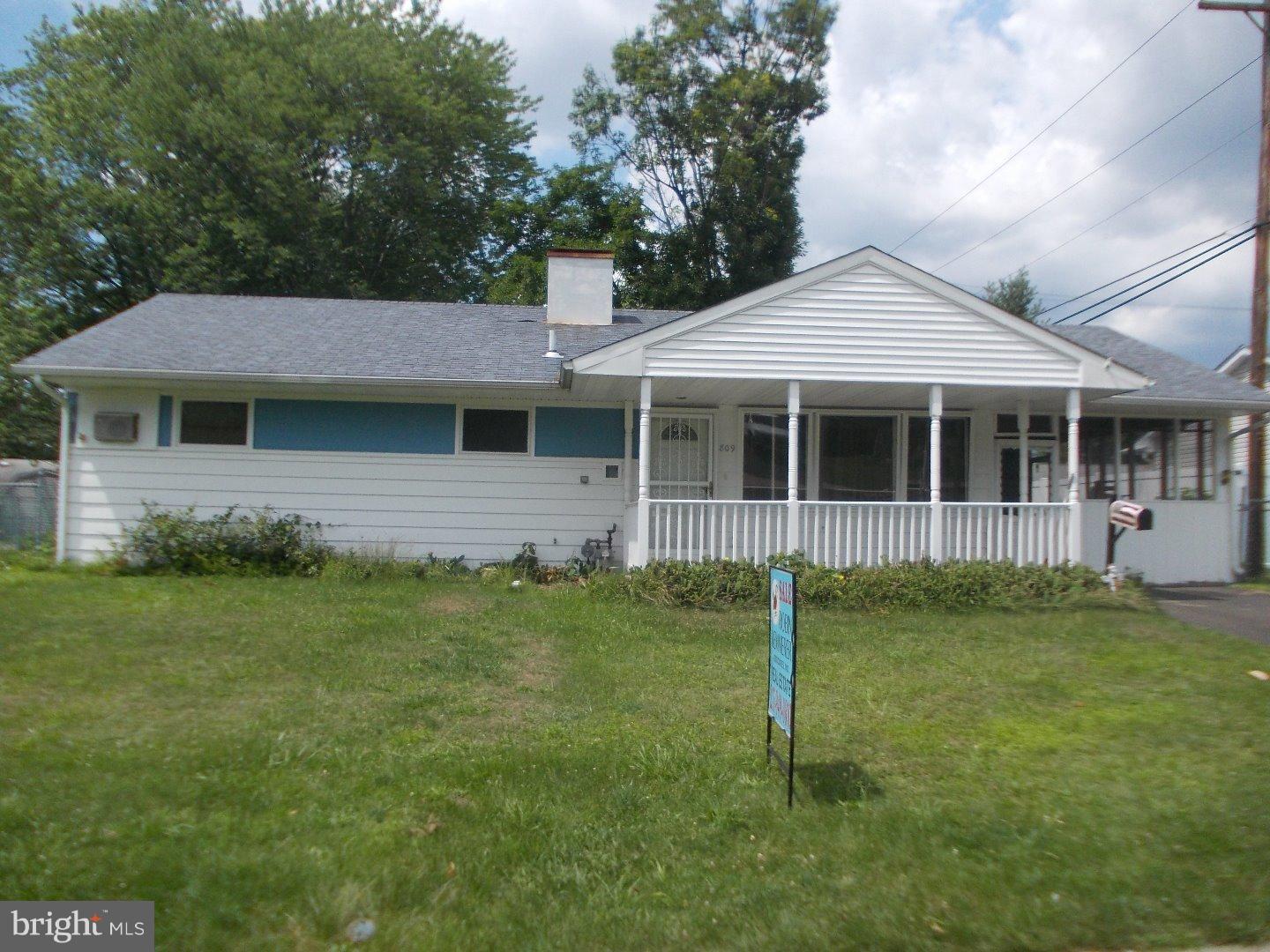 809 Glenmar Road Fairless Hills, PA 19030 - Photo 2 of 20 Exterior Front
