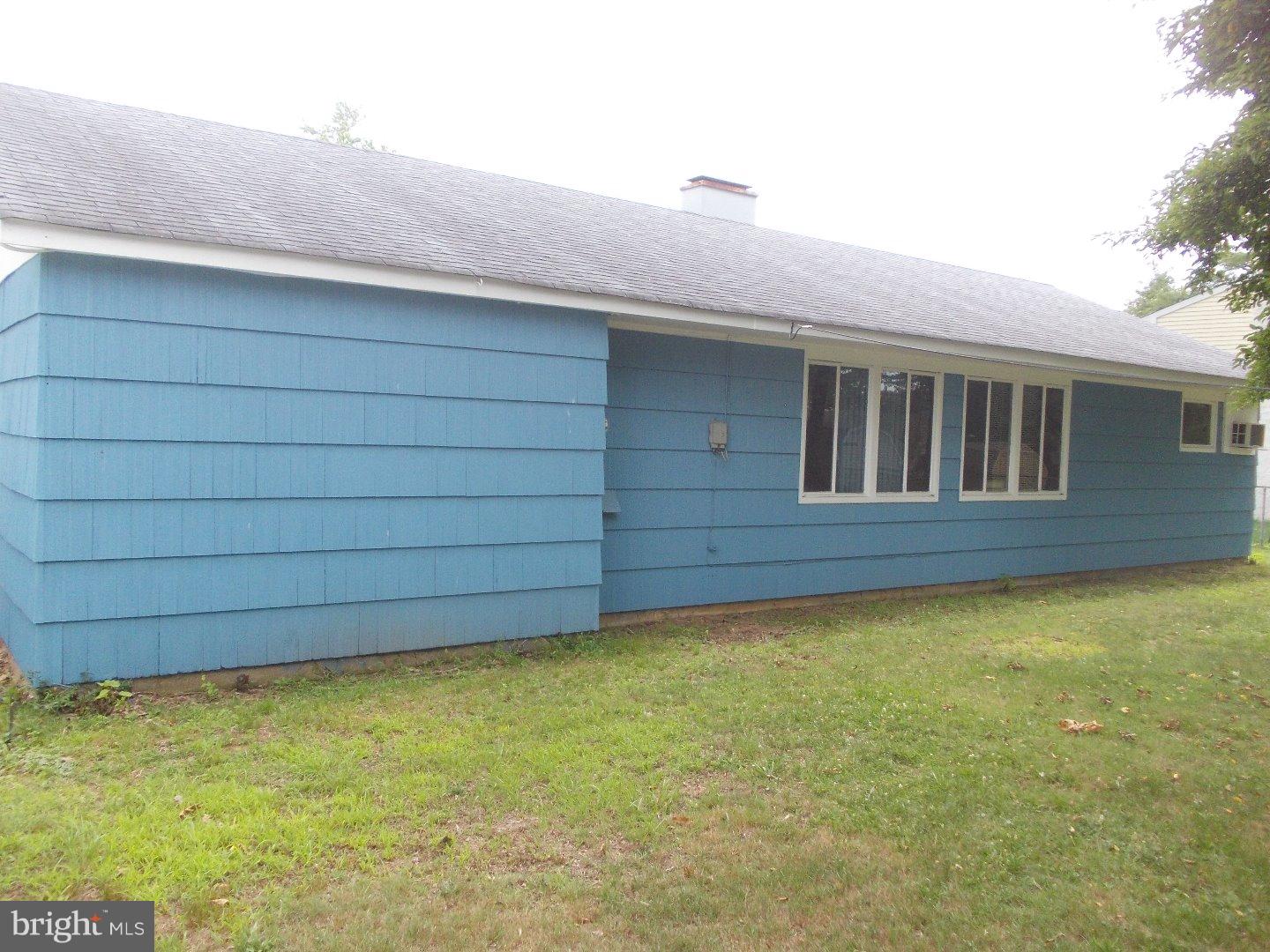 809 Glenmar Road Fairless Hills, PA 19030 - Photo 15 of 20 Exterior Back