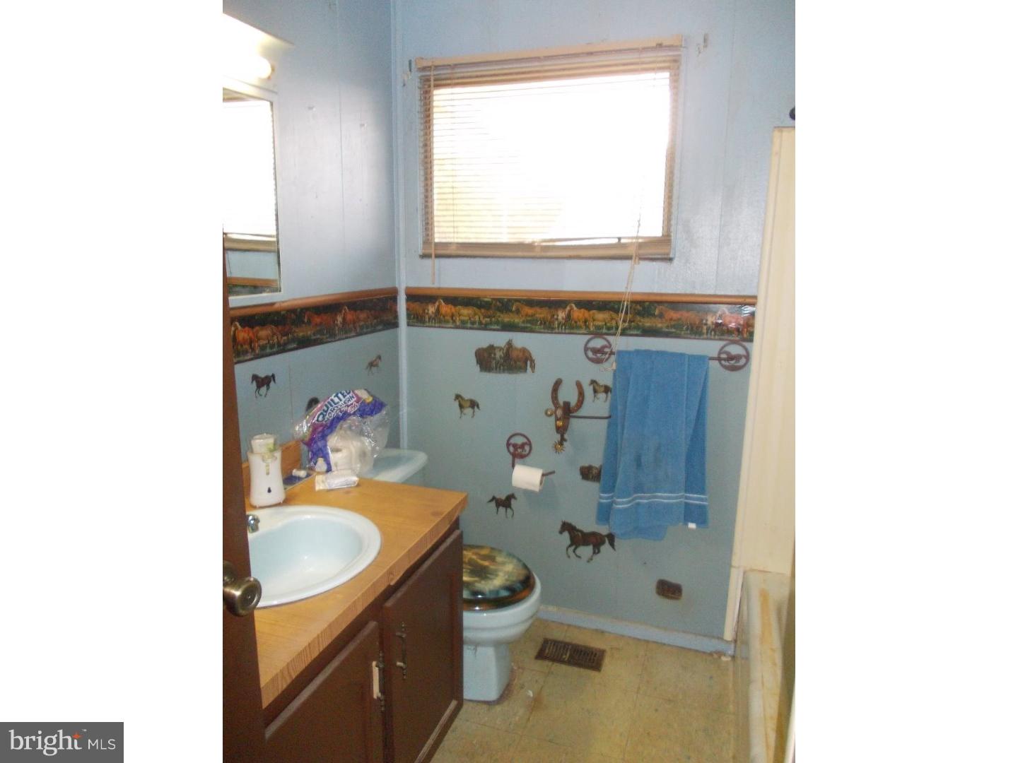 809 Glenmar Road Fairless Hills, PA 19030 - Photo 10 of 20 Bathroom