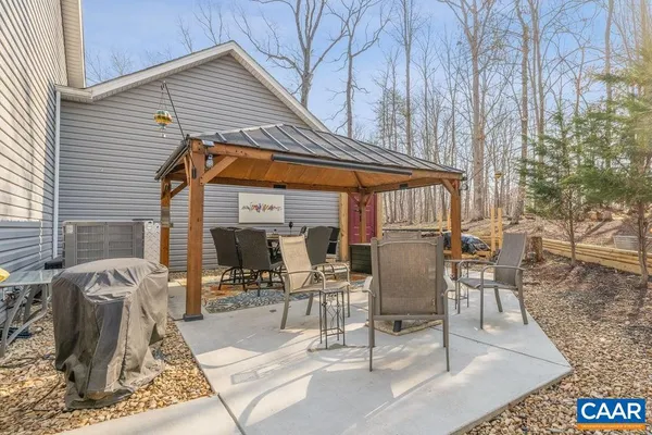 $635,000 | 32 Mulligan Drive, Palmyra, VA 22963