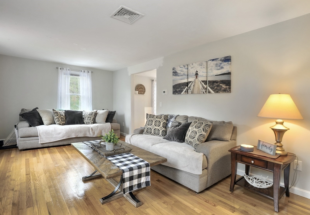 29 Newcombs Mill Road Kingston, MA 02364 - Photo 12 of 42 Gallery Image 12