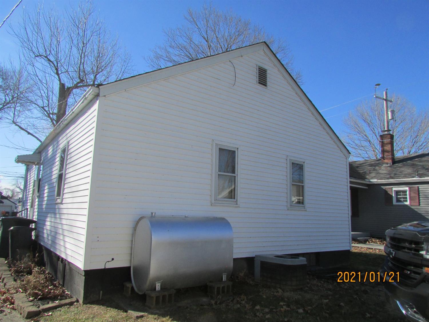 628 Fourth Street Rising Sun, IN 47040 - Photo 4 of 24