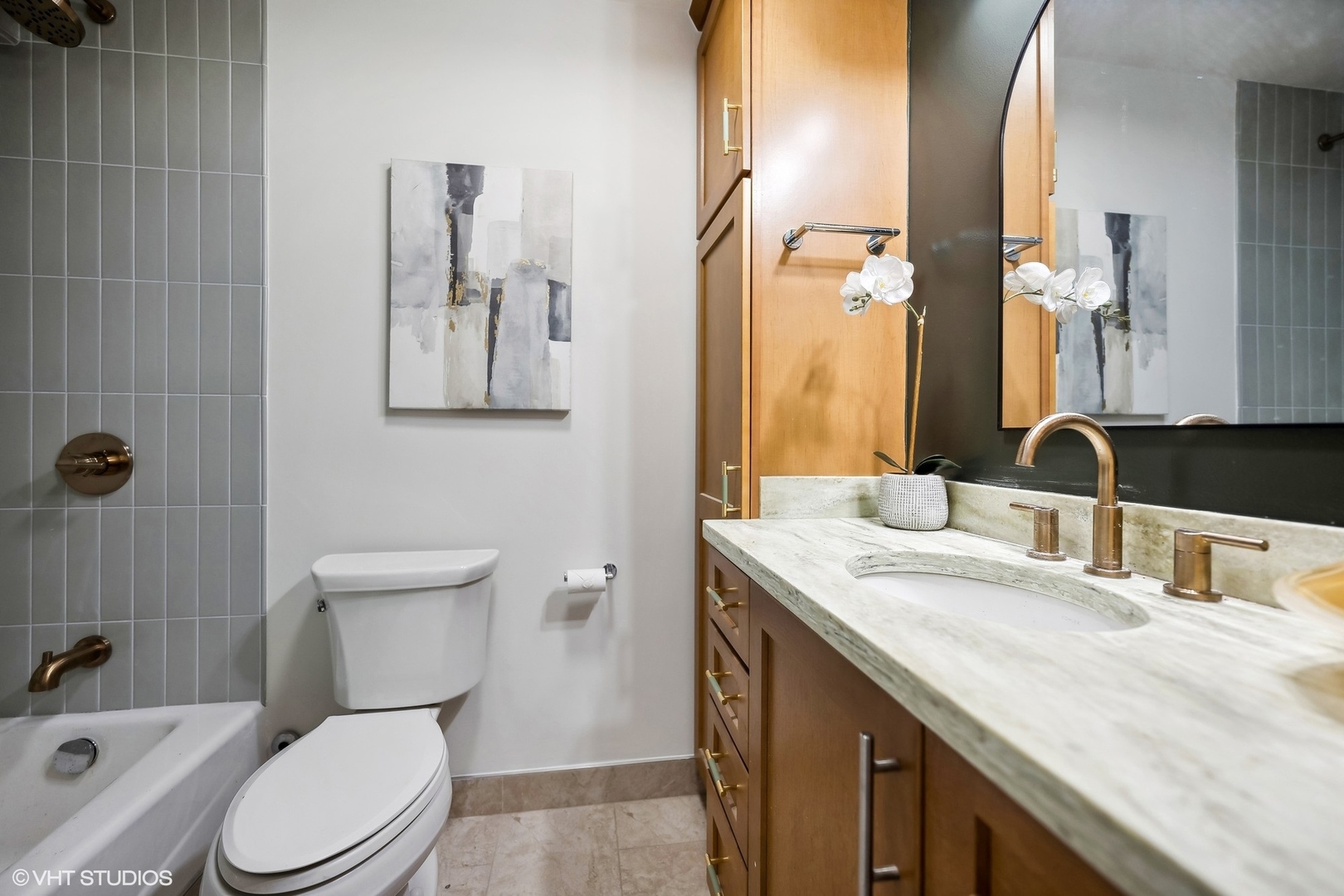 5455 North Sheridan Road, Unit 1711 Chicago, IL 60640 - Photo 14 of 19