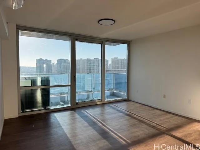 $3,750 | 1631 Kapiolani Boulevard, Unit 2407, Honolulu, HI 96814