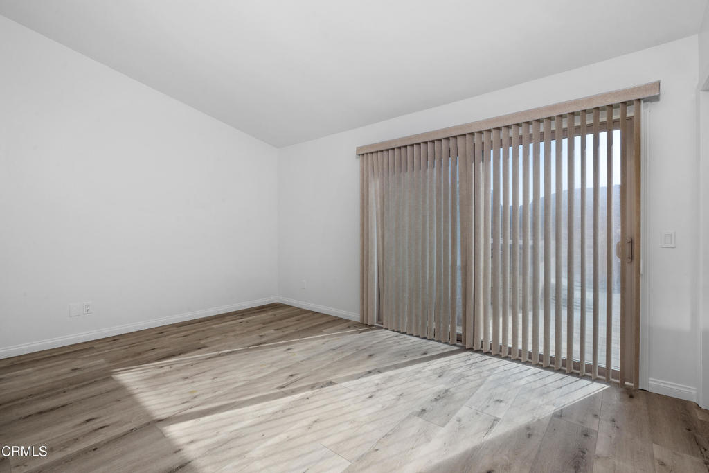 2630 Raft Lane Oxnard, CA 93035 - Photo 17 of 31 2630 Raft Master Bed