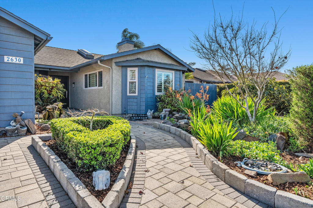 2630 Raft Lane Oxnard, CA 93035 - Photo 5 of 31 2630 Raft Front Left