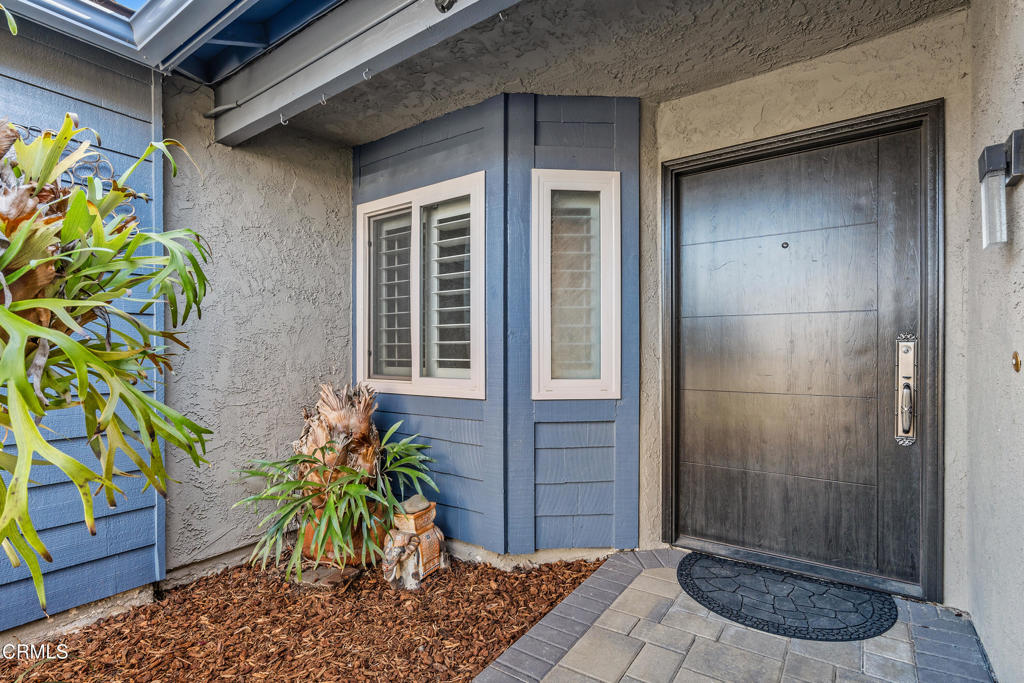 2630 Raft Lane Oxnard, CA 93035 - Photo 7 of 31 2630 Raft Front Door 2