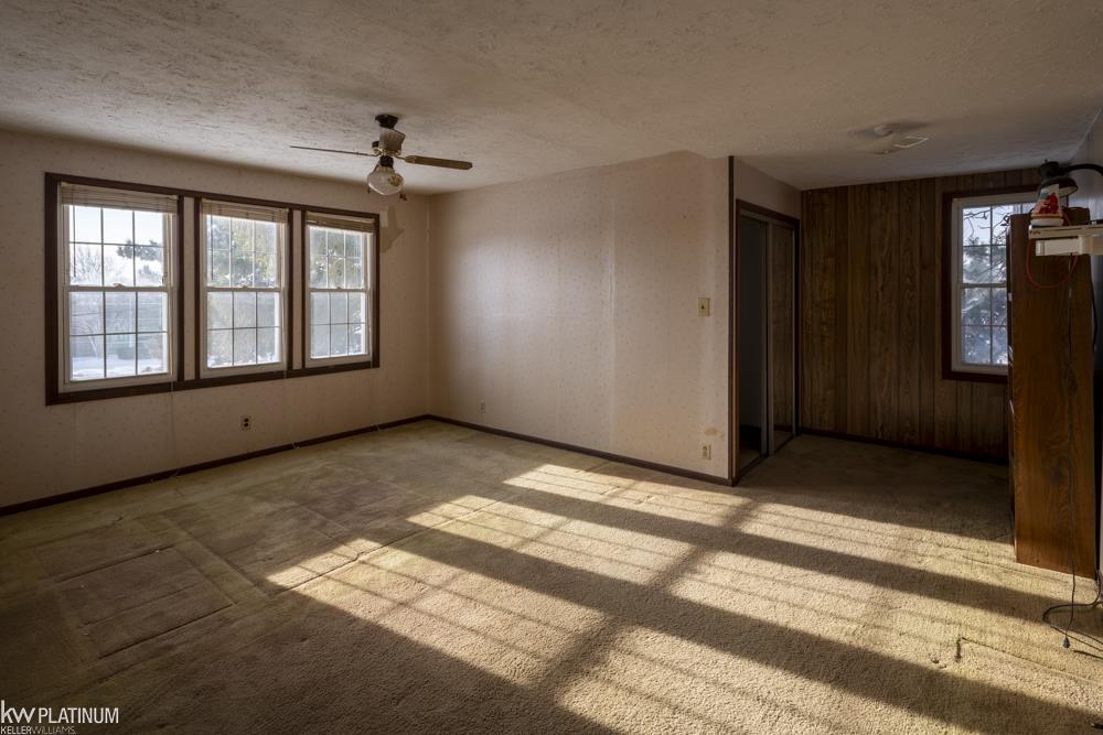 33151 Klein Road Fraser, MI 48026 - Photo 16 of 25 50131442-8b69844c-c80e-4478-8a70-678989bfaa40.JPG