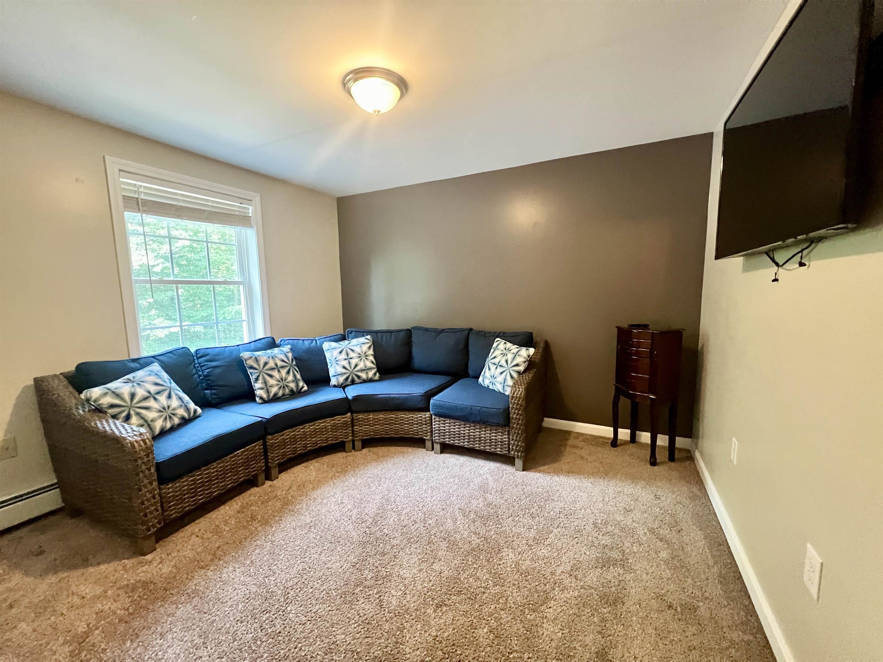 55 Spruce Cove Road Northwood, NH 03261 - Photo 7 of 28 Gallery Image 7