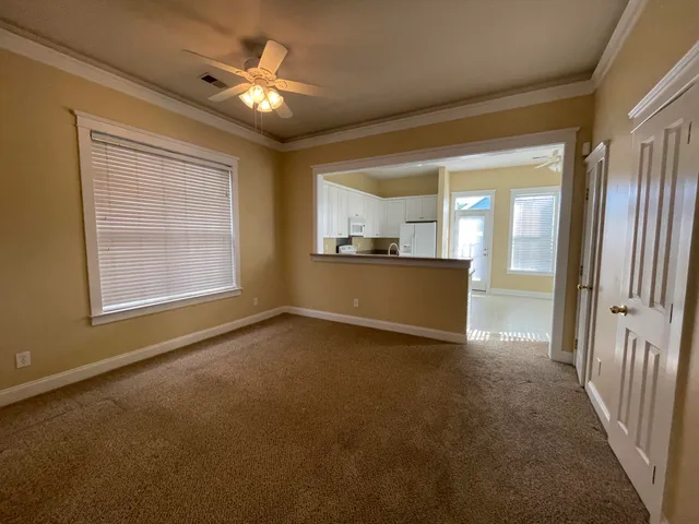 $2,100 | 131 Hyacinth Street, Summerville, SC 29483