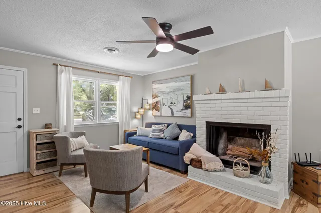 $2,650 | 201 Loma Linda Drive, Cape Carteret, NC 28584