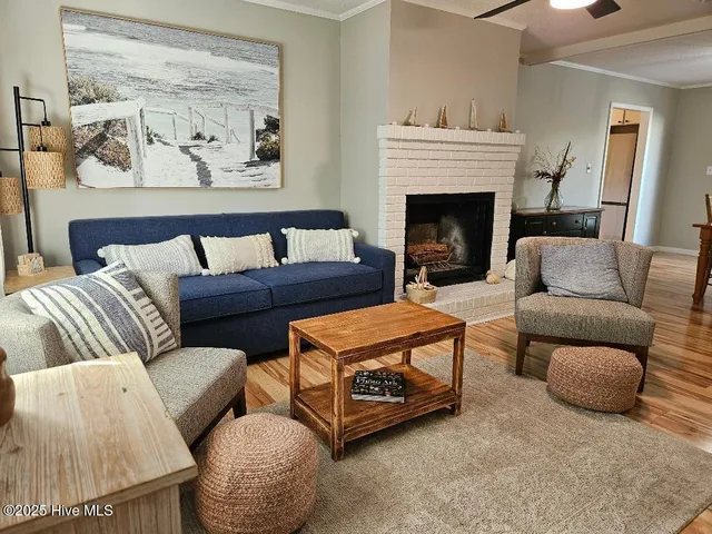 $2,650 | 201 Loma Linda Drive, Cape Carteret, NC 28584