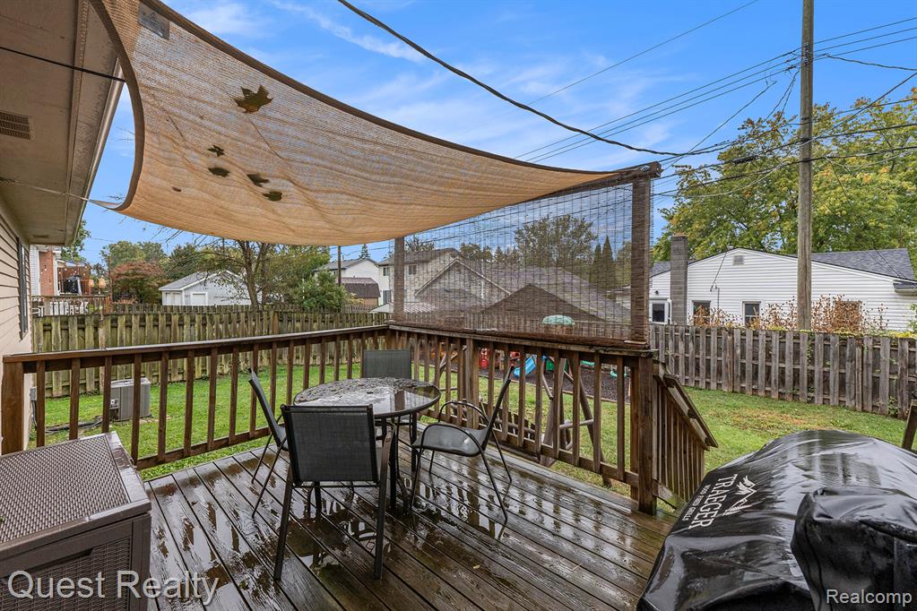 2658 Simpson Drive Rochester Hills, MI 48309 - Photo 14 of 16