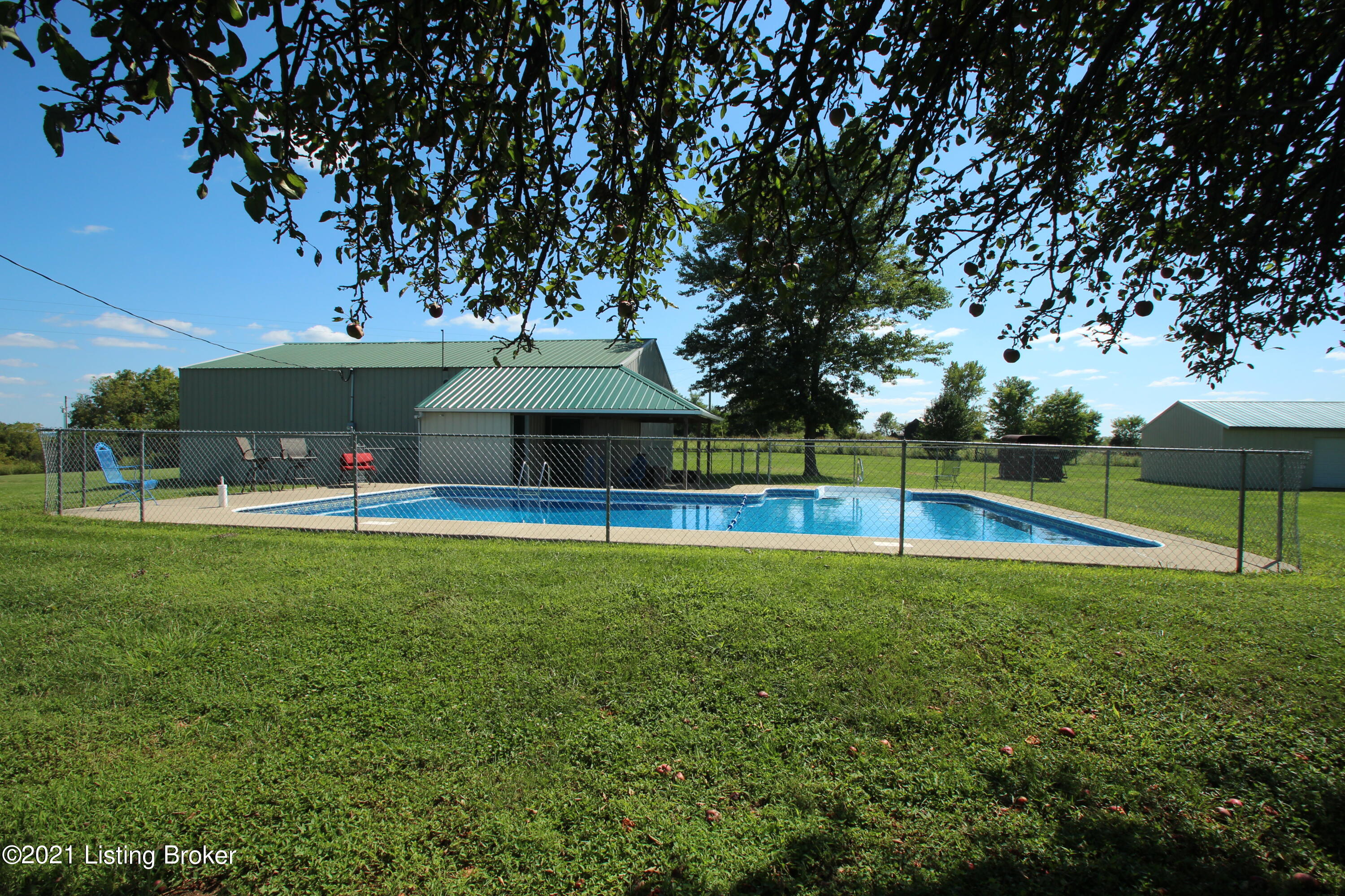 6175 Bethlehem Road Pleasureville, KY 40057 - Photo 30 of 106 IMG_9075