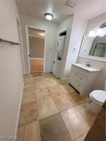 $1,650 | 2510 Southeast 16th Place, Unit 203, Cape Coral, FL 33904