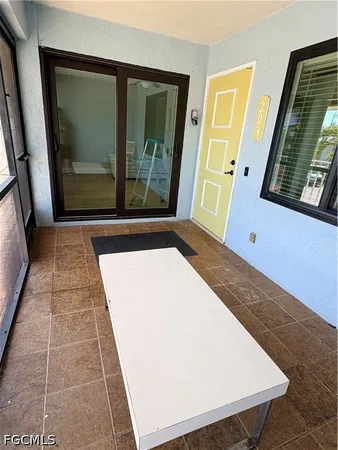 $1,650 | 2510 Southeast 16th Place, Unit 203, Cape Coral, FL 33904