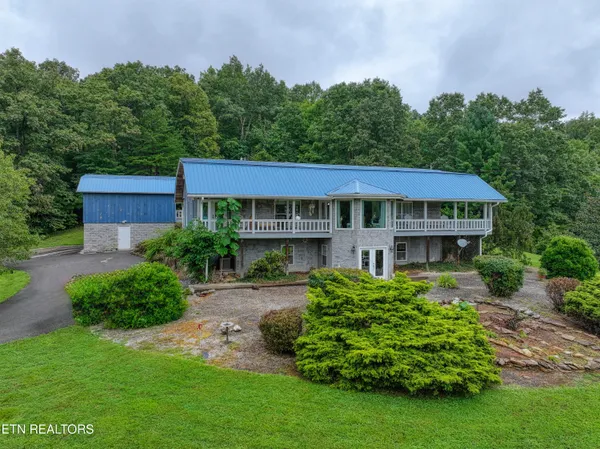 $800,000 | 9161 Buffalo Road, Oneida, TN 37841