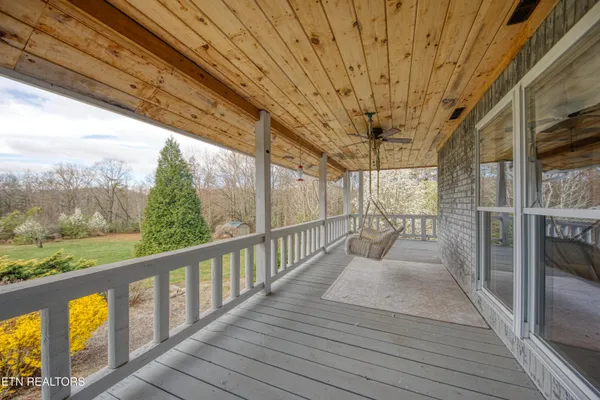$795,000 | 9161 Buffalo Road, Oneida, TN 37841