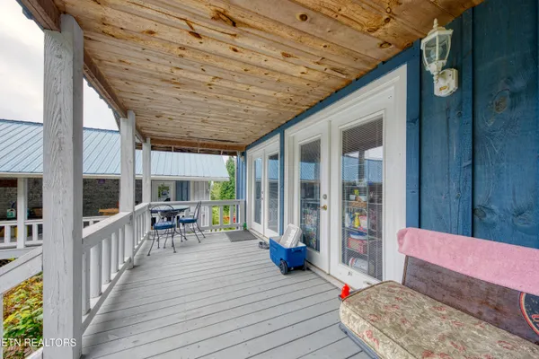 $795,000 | 9161 Buffalo Road, Oneida, TN 37841