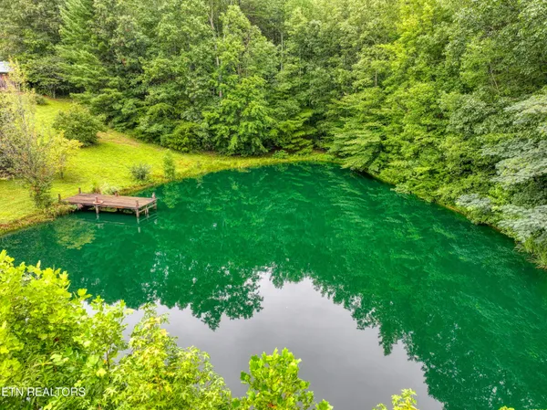 $795,000 | 9161 Buffalo Road, Oneida, TN 37841