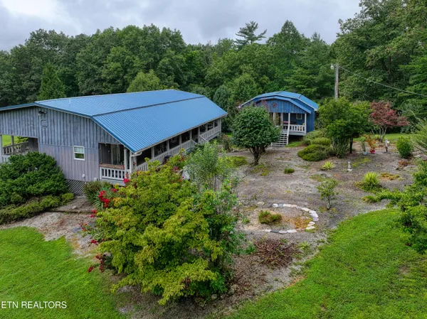 $795,000 | 9161 Buffalo Road, Oneida, TN 37841