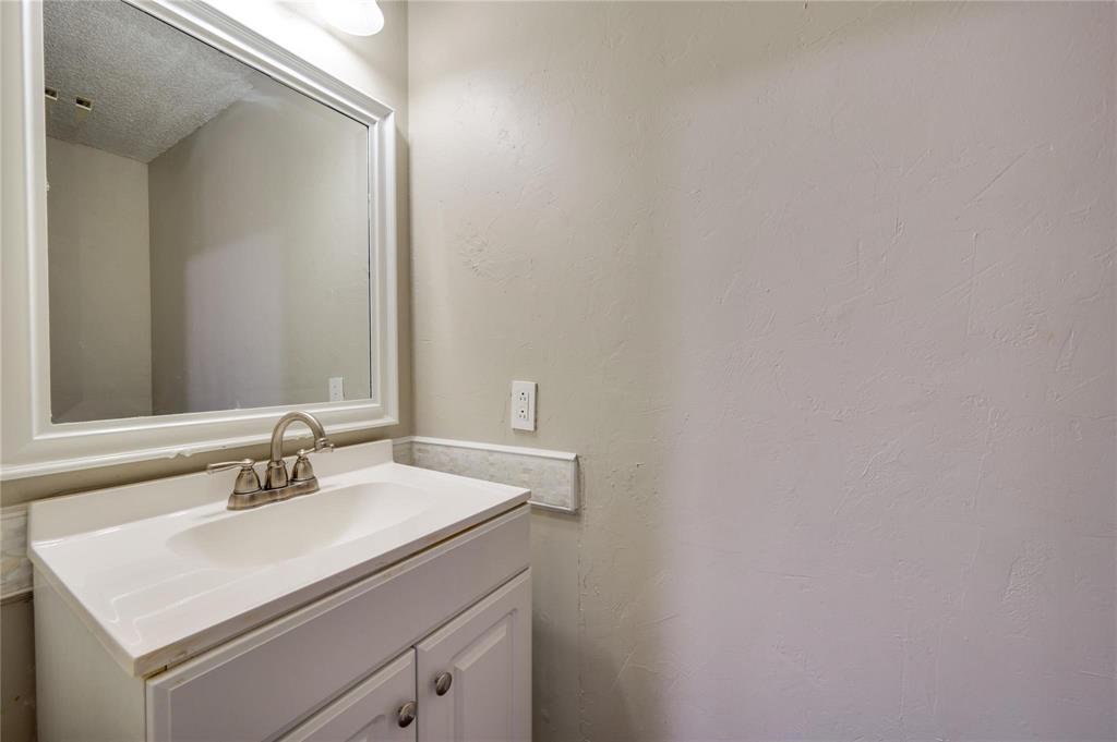 14333 Preston Road, Unit 2205 Dallas, TX 75254 - Photo 17 of 39 Gallery Image 17