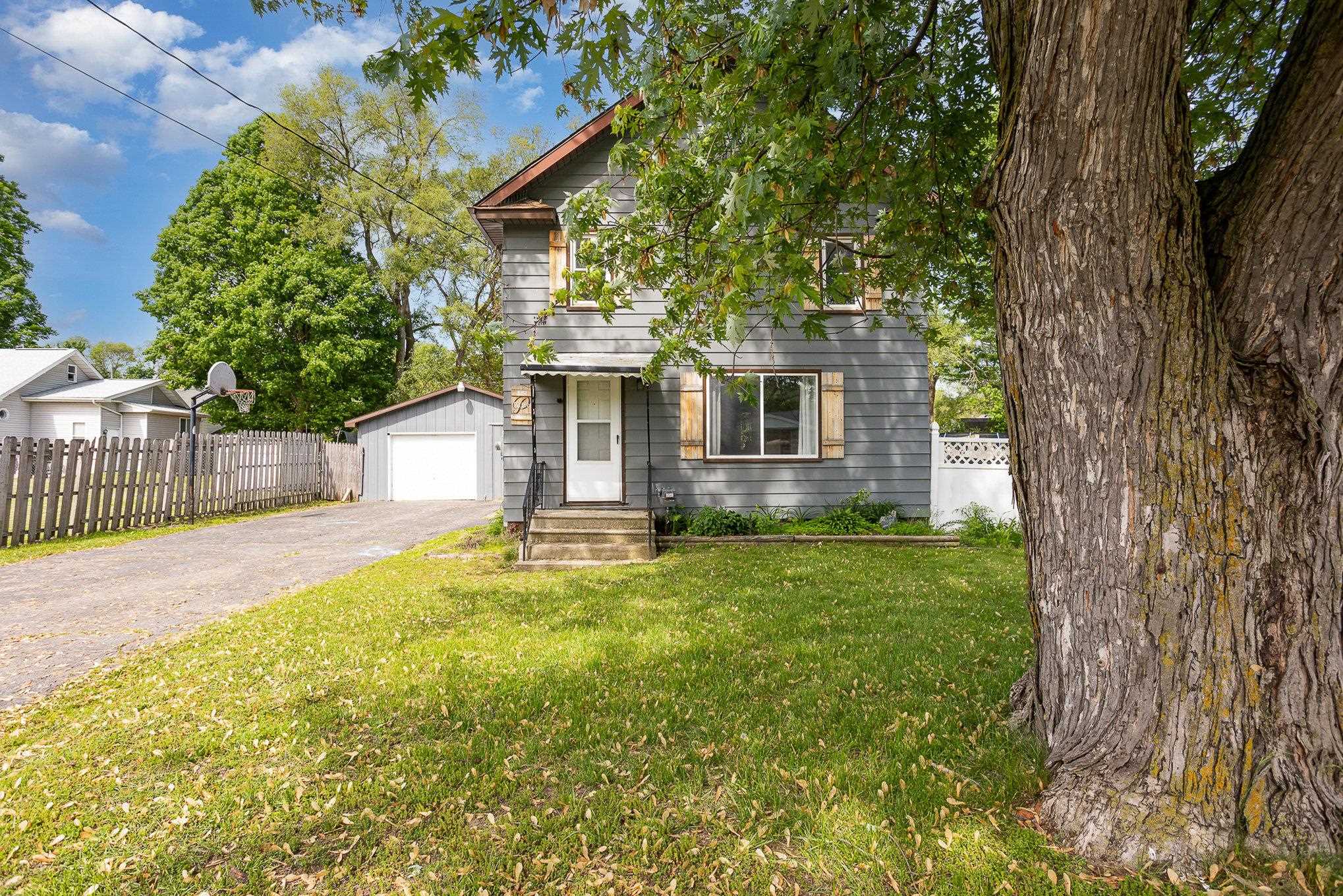 8151 Benson Road Mount Morris, MI 48458 - Photo 2 of 20